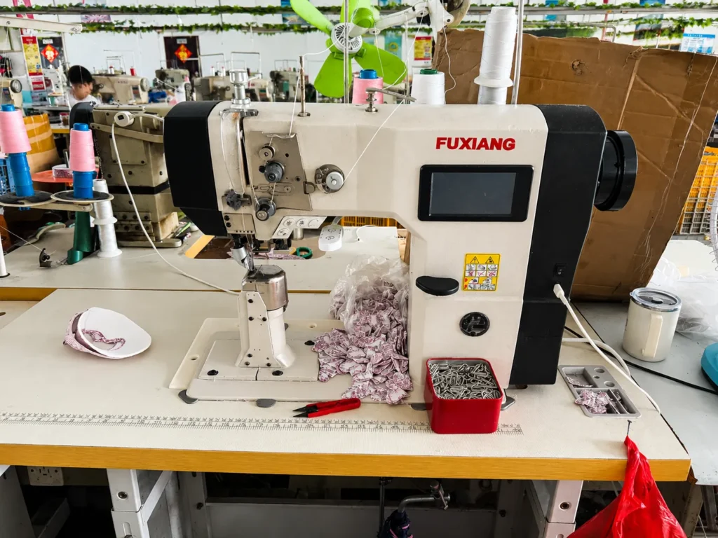Industrial Shoe Sewing Machine